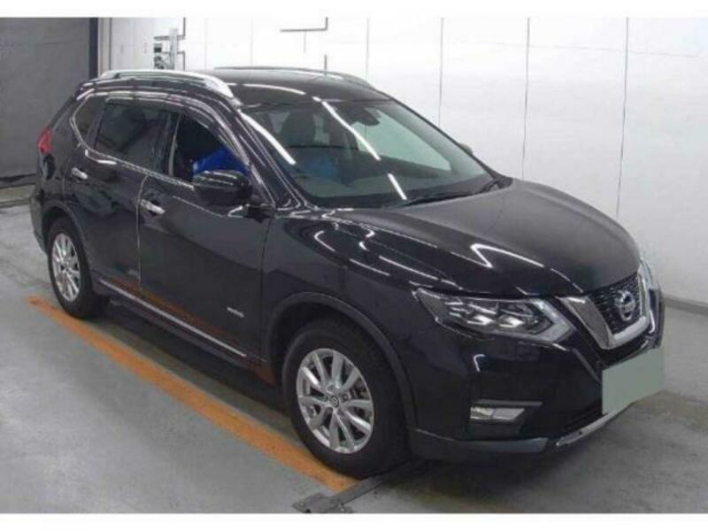 X-TRAIL