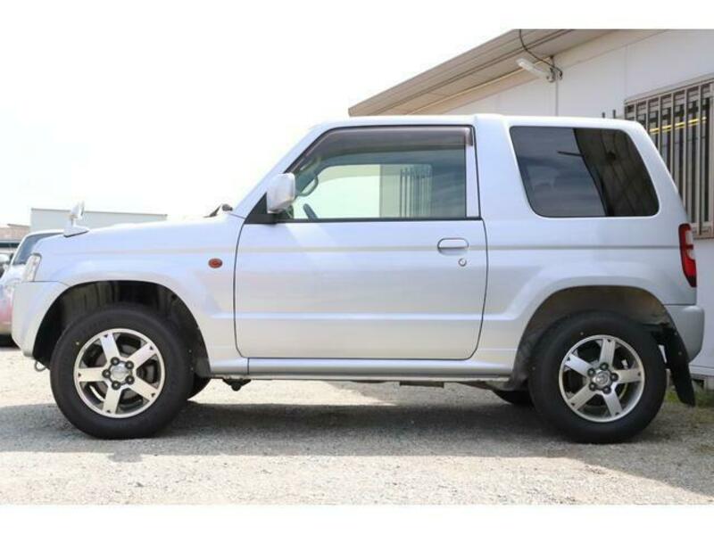 PAJERO MINI