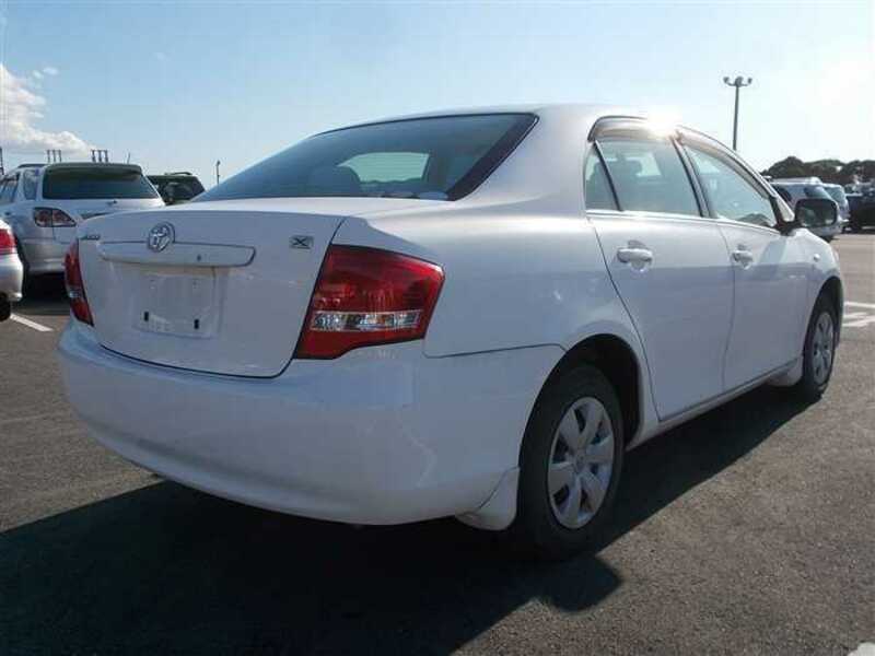 COROLLA AXIO