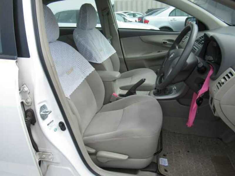 COROLLA AXIO