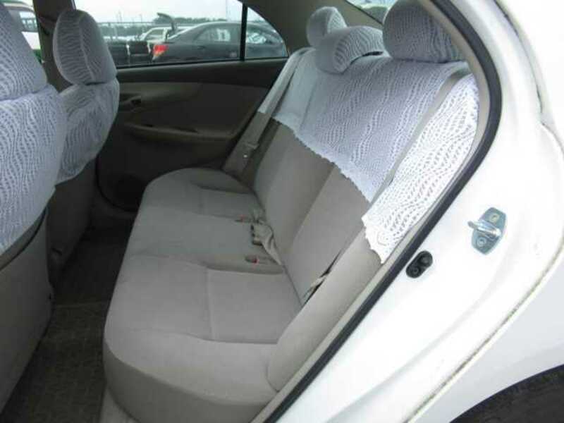 COROLLA AXIO
