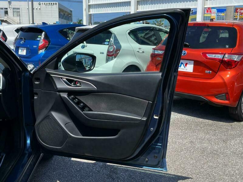 Axela Sport