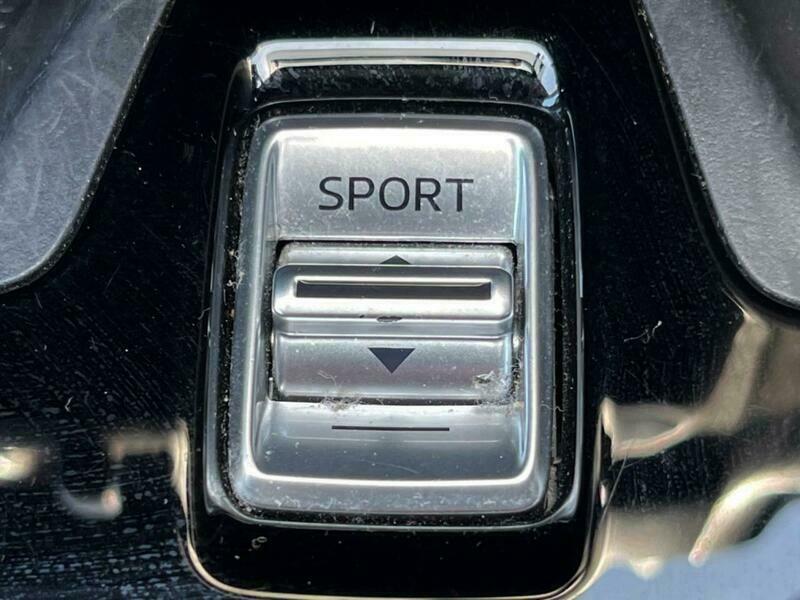 Axela Sport