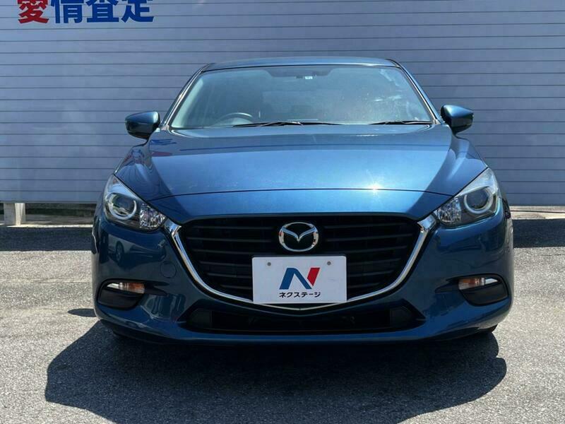 Axela Sport