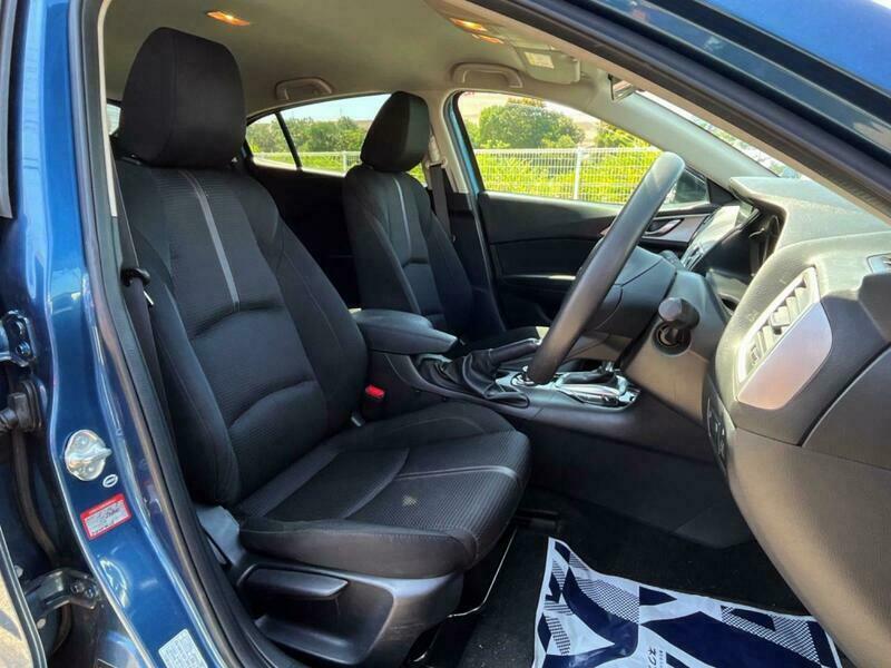 Axela Sport
