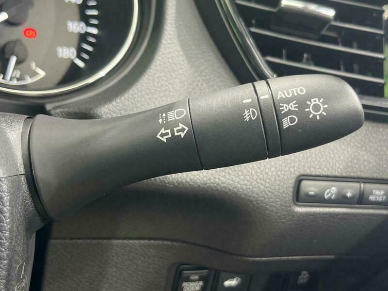 X-TRAIL-19