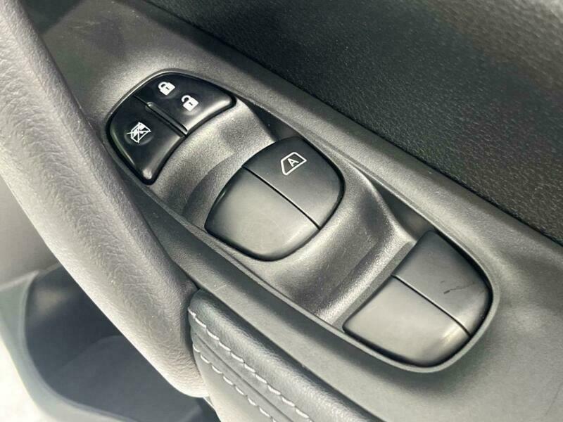 X-TRAIL-49
