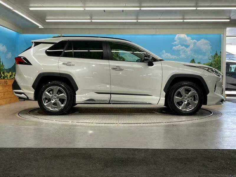 RAV4