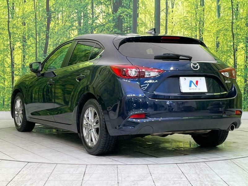 Axela Sport