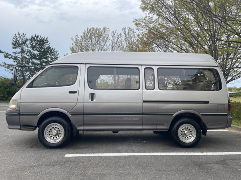 HIACE