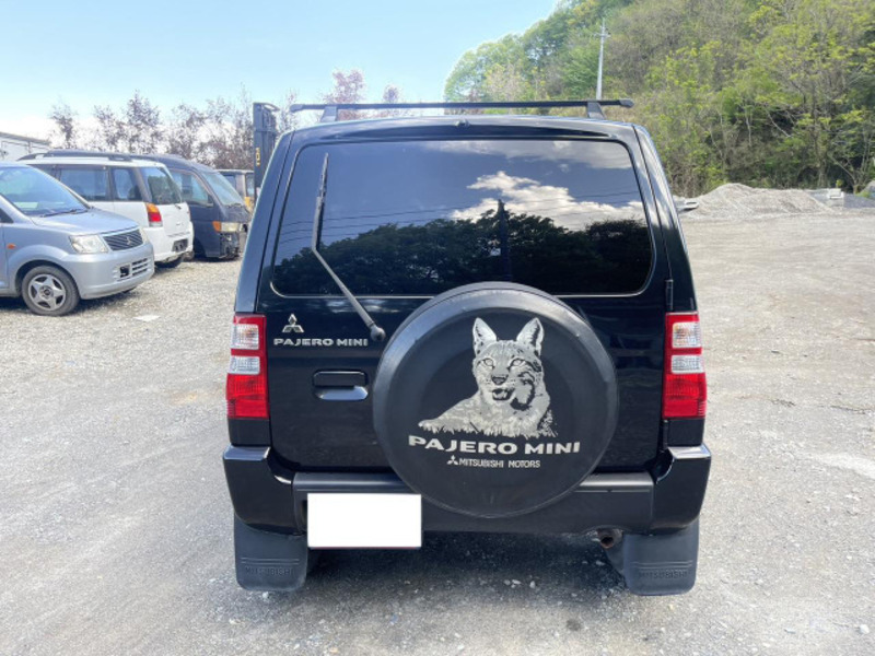PAJERO MINI