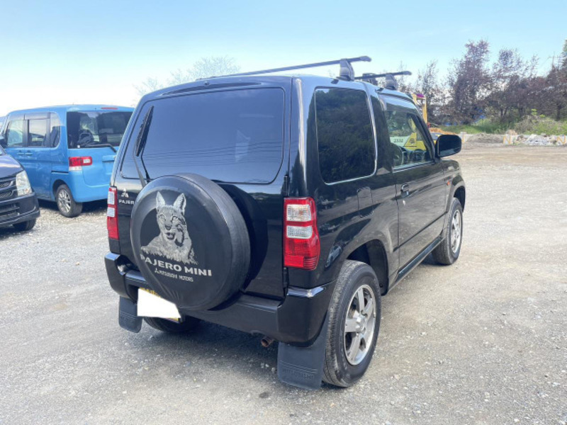 PAJERO MINI