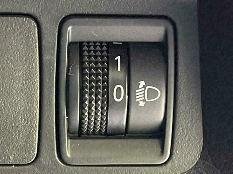 X-TRAIL-64