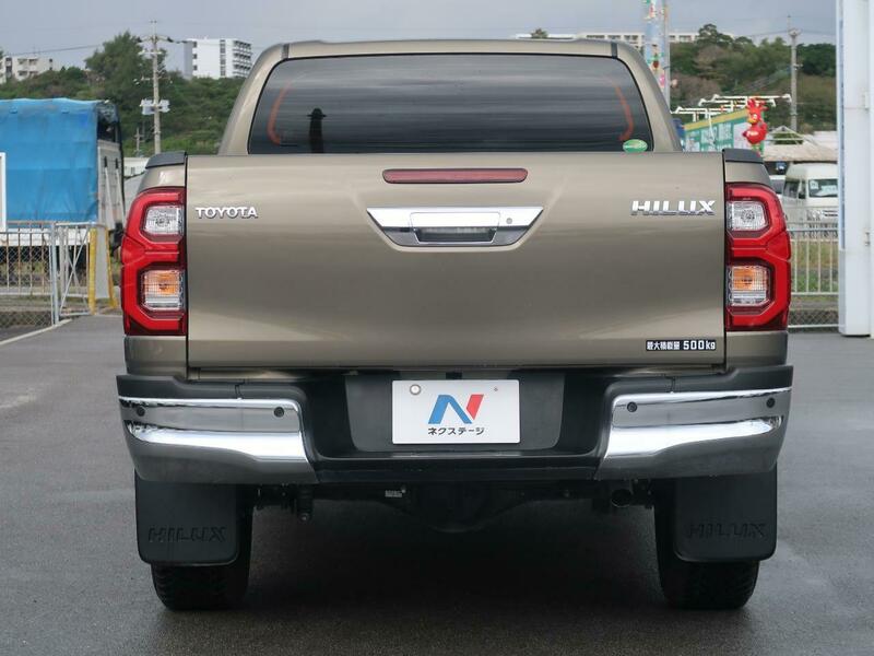 HILUX