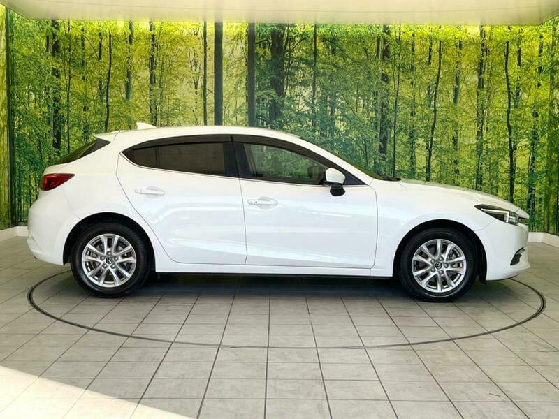 Axela Sport