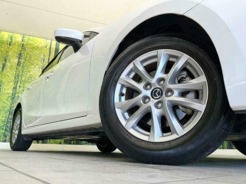 Axela Sport