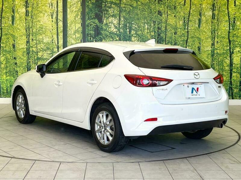 Axela Sport