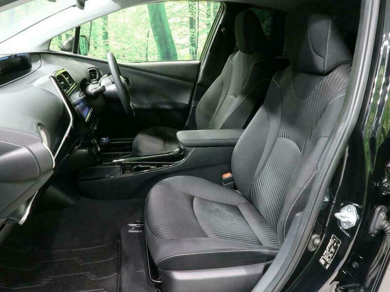 PRIUS PHV-24
