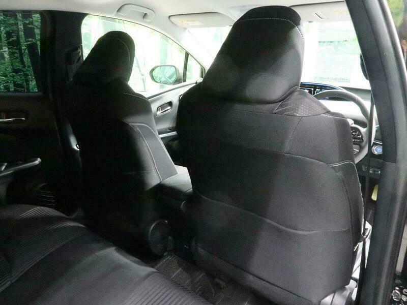 PRIUS PHV-4