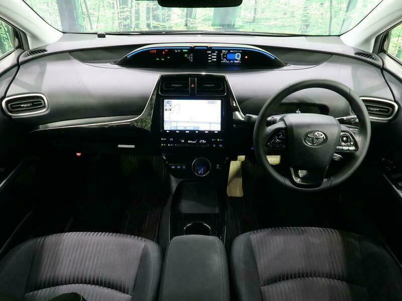 PRIUS PHV-19