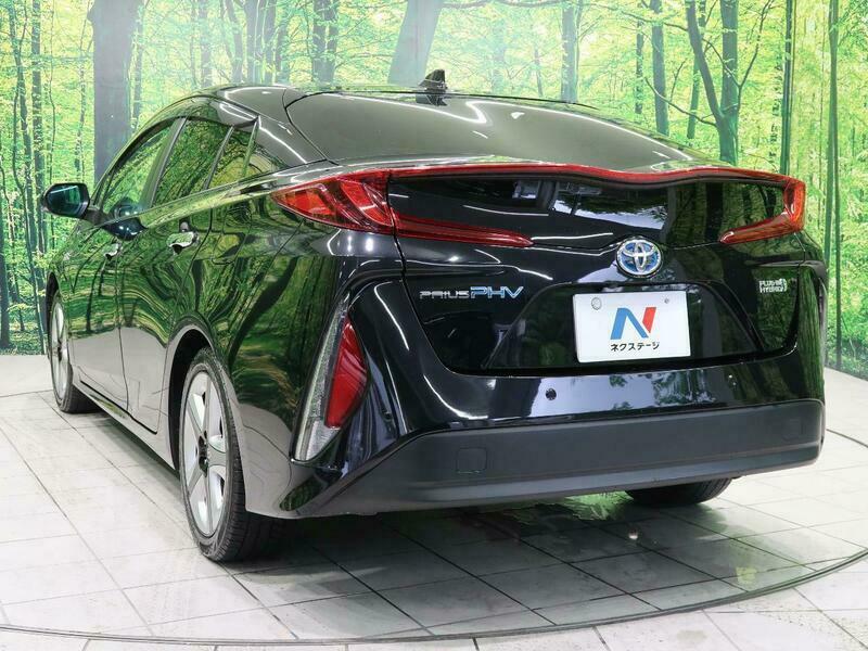 PRIUS PHV-55