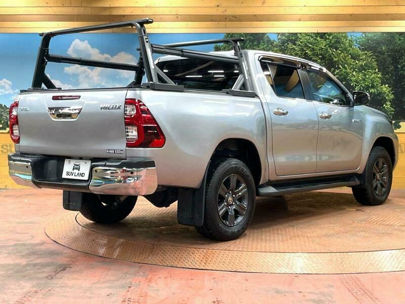 HILUX