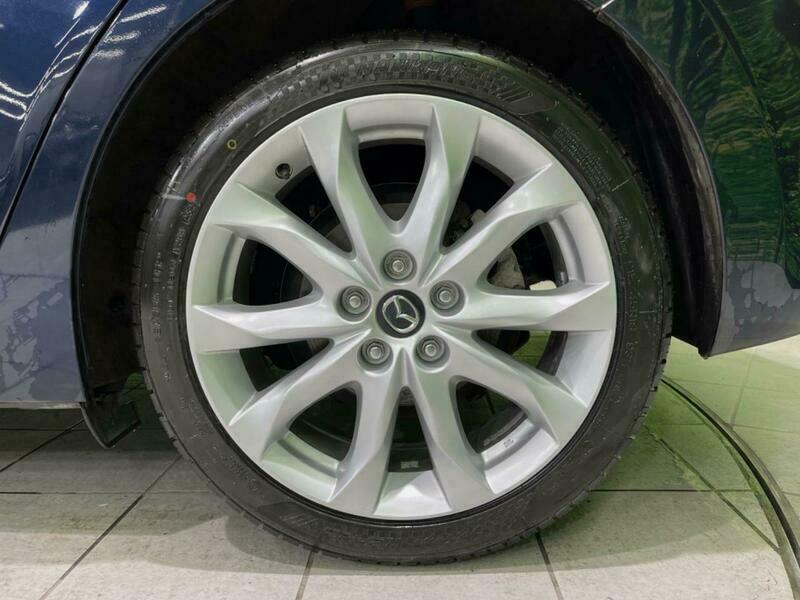 Axela Sport