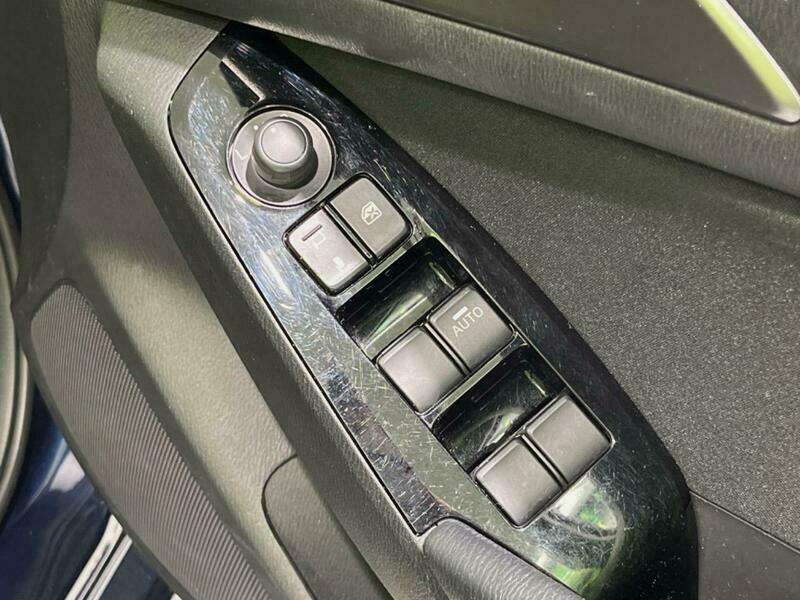 Axela Sport