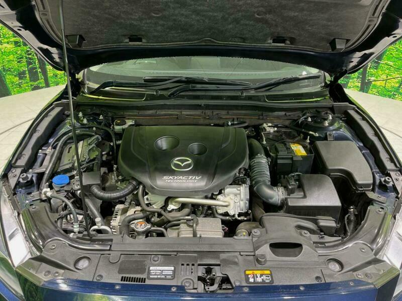 Axela Sport