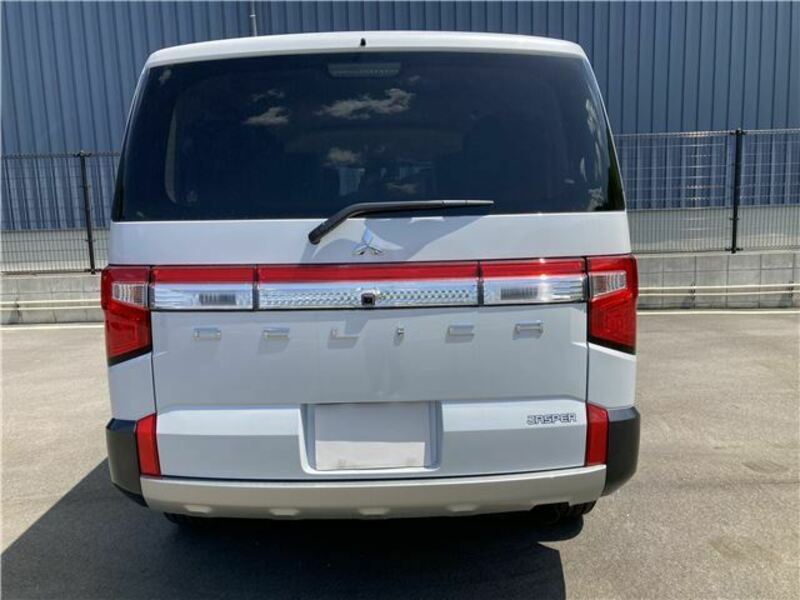 DELICA D5