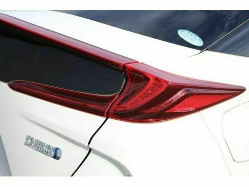 PRIUS PHV
