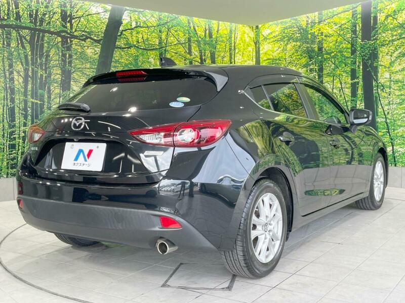 Axela Sport
