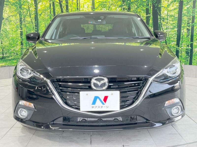 Axela Sport