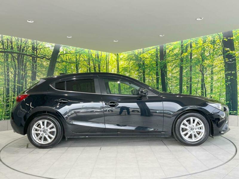 Axela Sport