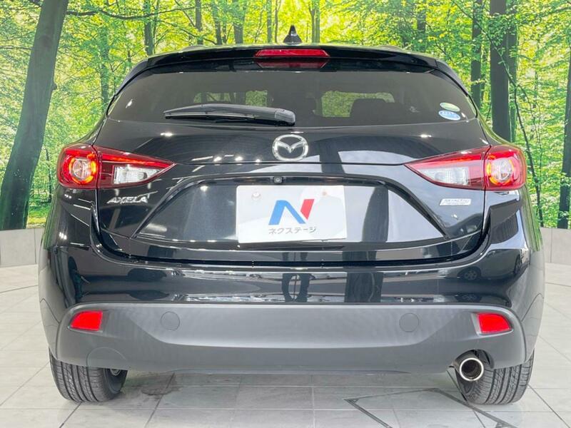 Axela Sport