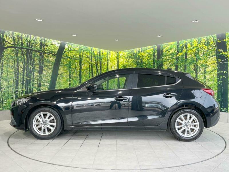 Axela Sport