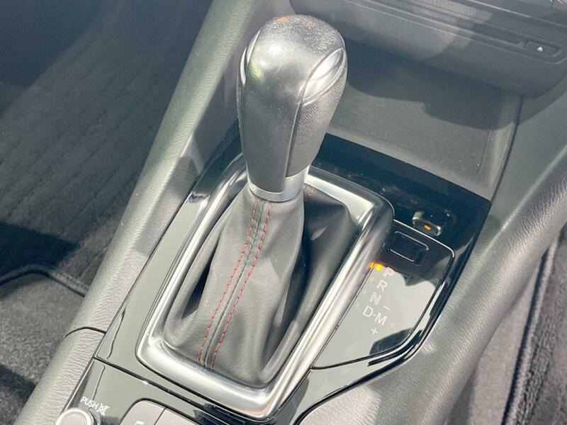 Axela Sport