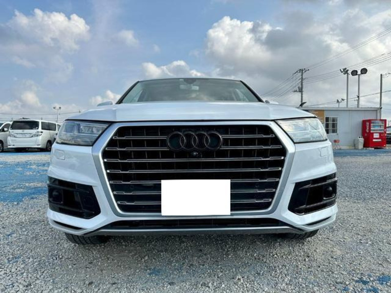 Q7