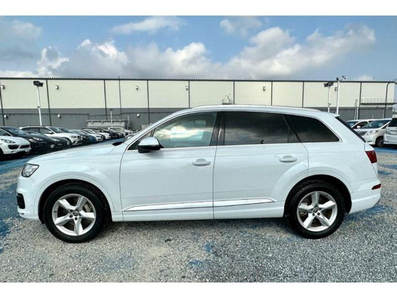 Q7