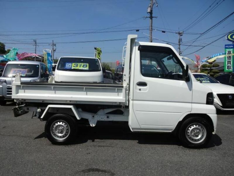 CLIPPER TRUCK