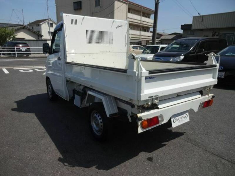 CLIPPER TRUCK