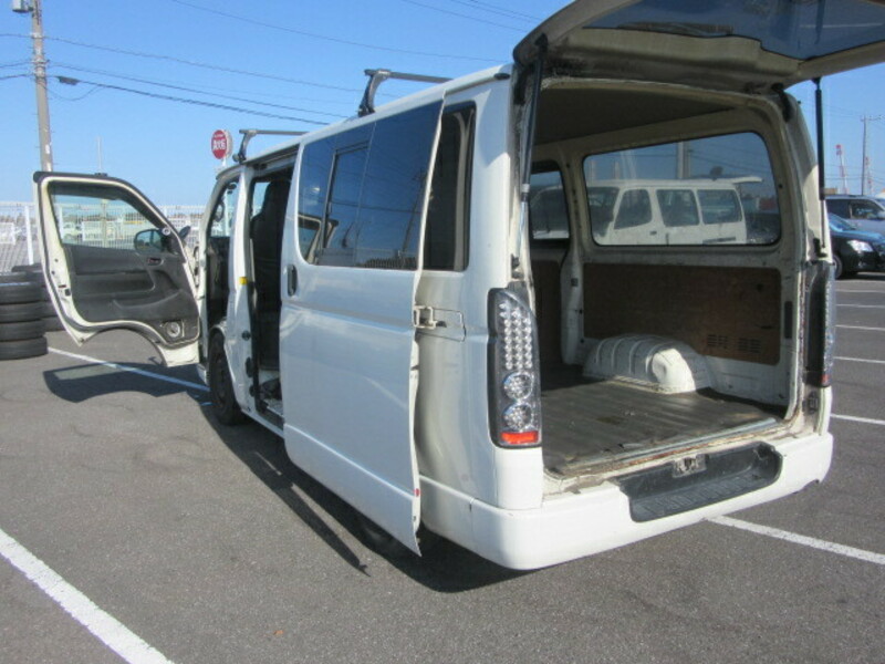 HIACE VAN-17