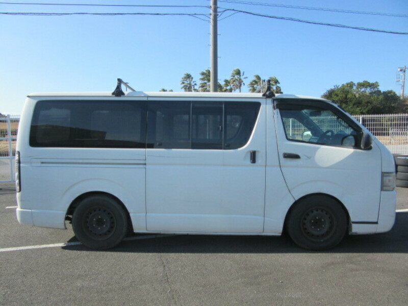 HIACE VAN-4