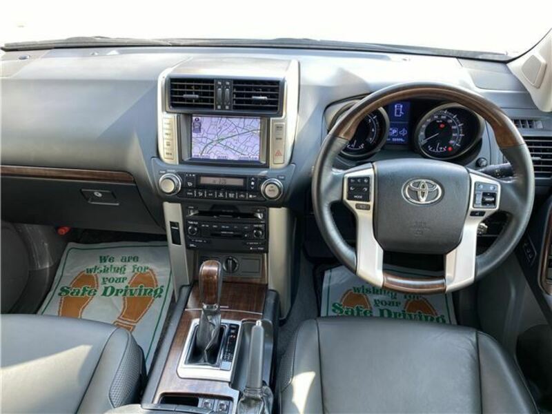 LAND CRUISER PRADO-1