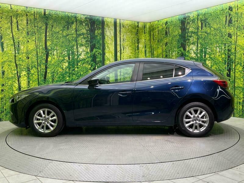 Axela Sport