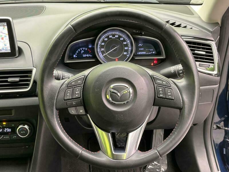 Axela Sport