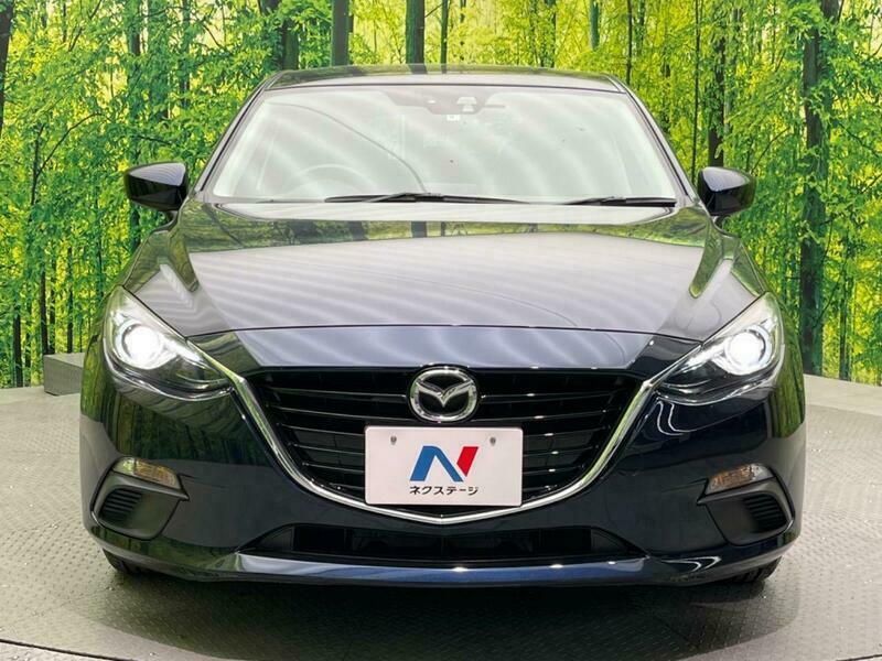 Axela Sport