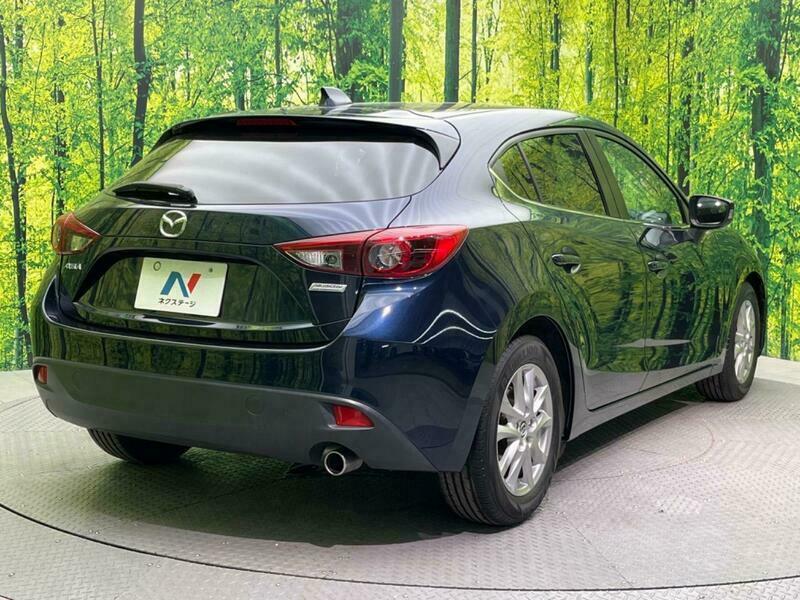 Axela Sport