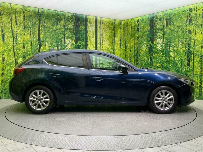 Axela Sport