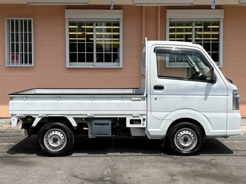 CLIPPER TRUCK
